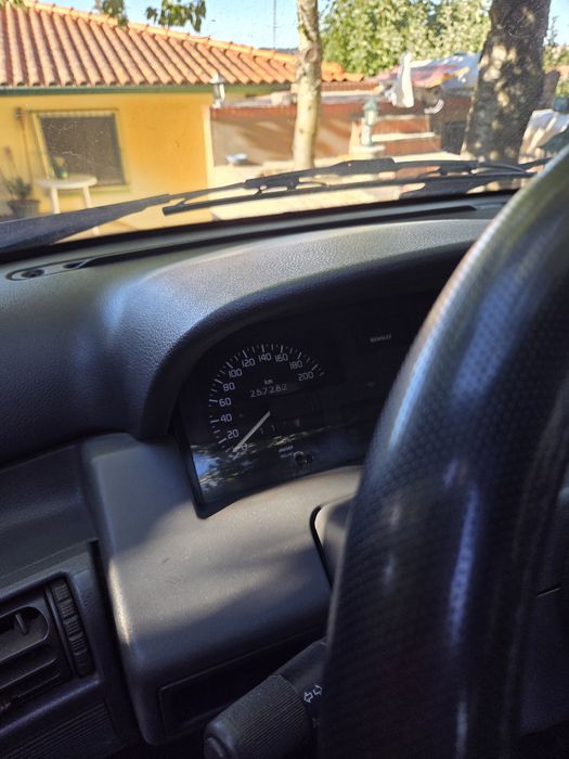 Renault clio 1 1.2 energy 1995