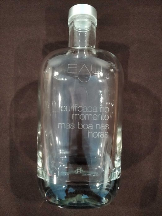 Garrafa de mesa Eau 75cl