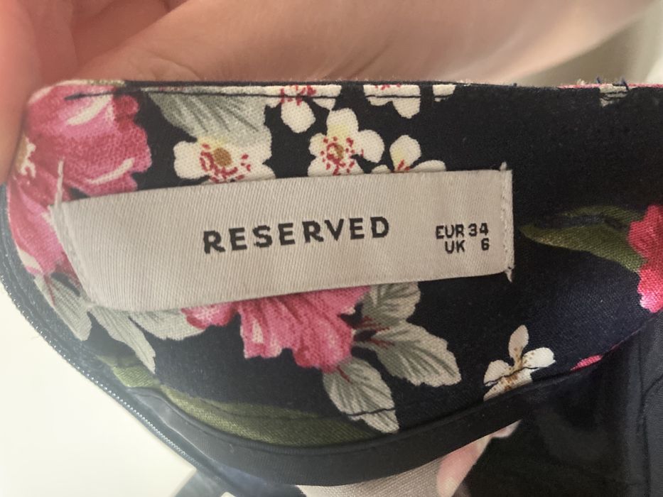 Spodniczka z paskiem