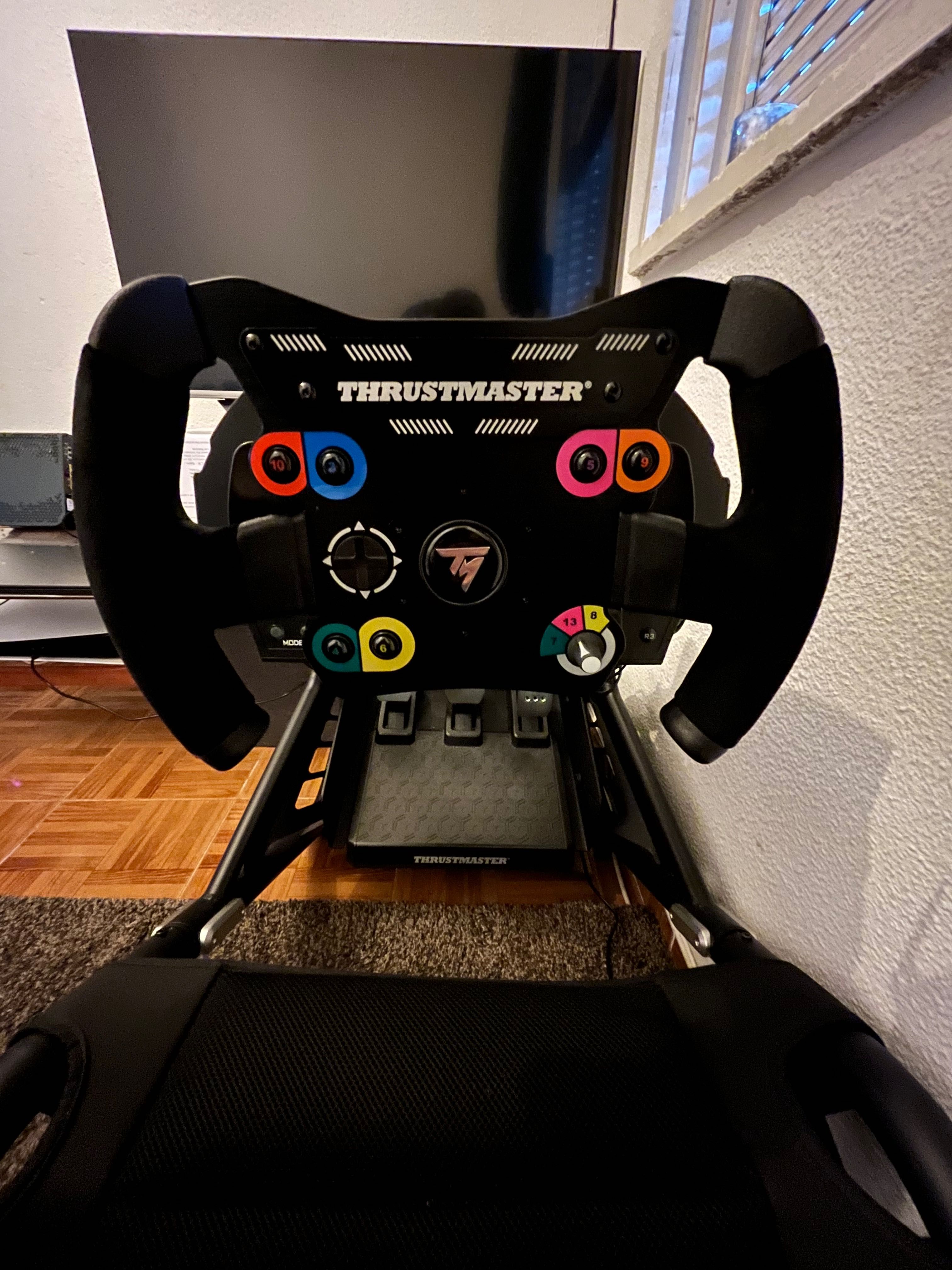 Thrustmasters Volante(TM Open Wheel) base(T300rs) e pedais(T3PM)