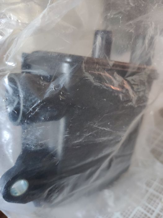 1271988 volvo. Маслоотделитель (сепаратор) системы вентиляции картера