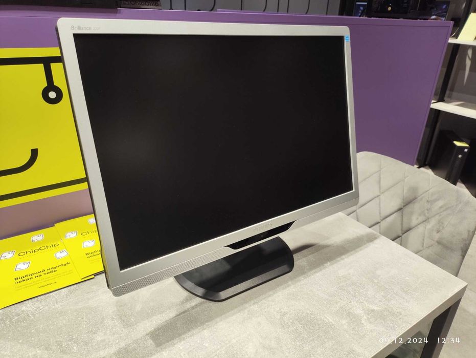 Монитор б/у 22