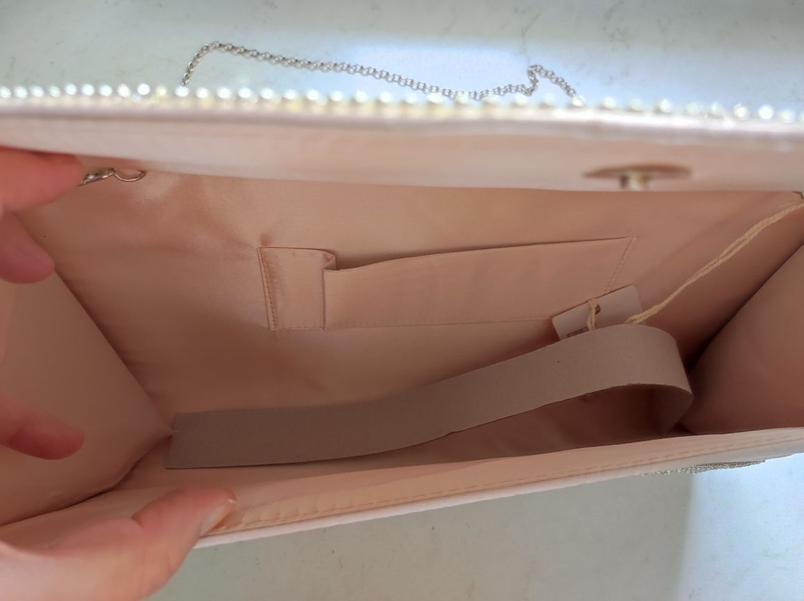 Elegancka duża torebka kopertówka z ozdobnymi diamencikami