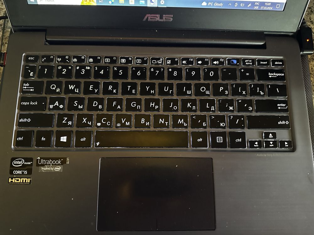 Ноутбук ASUS Taichi 21 (TAICHI21-CW015H)