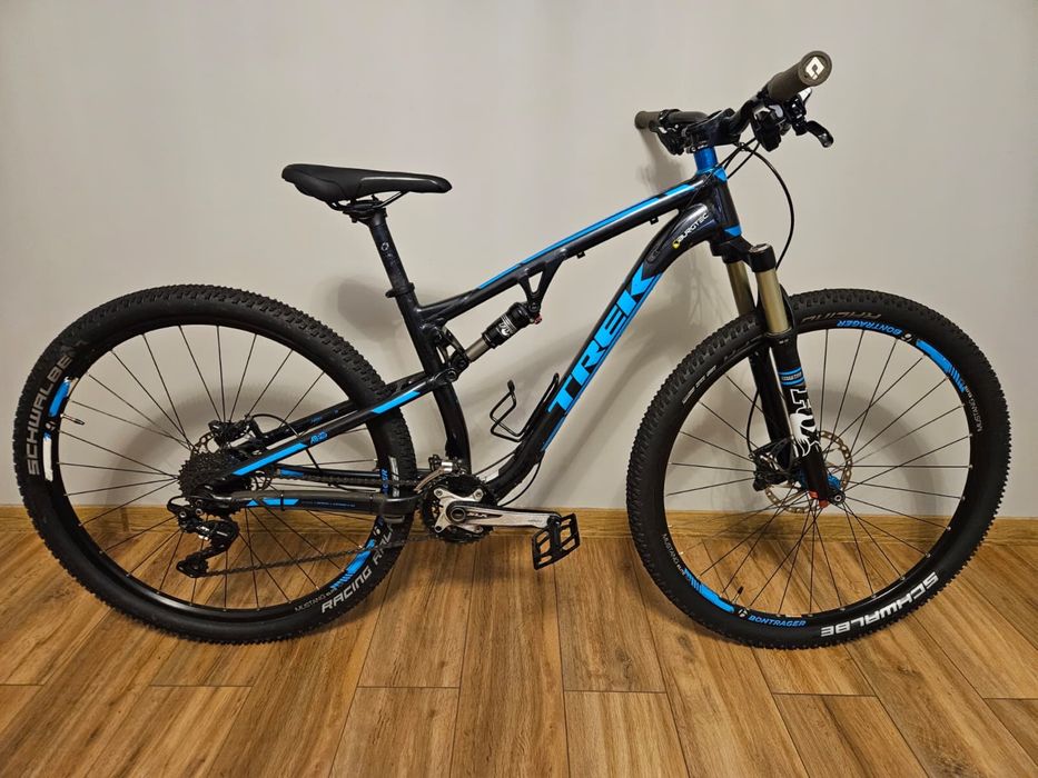 FULL  Trek Superfly 8 29er amor Fox rama 18cali M 2x10 XT