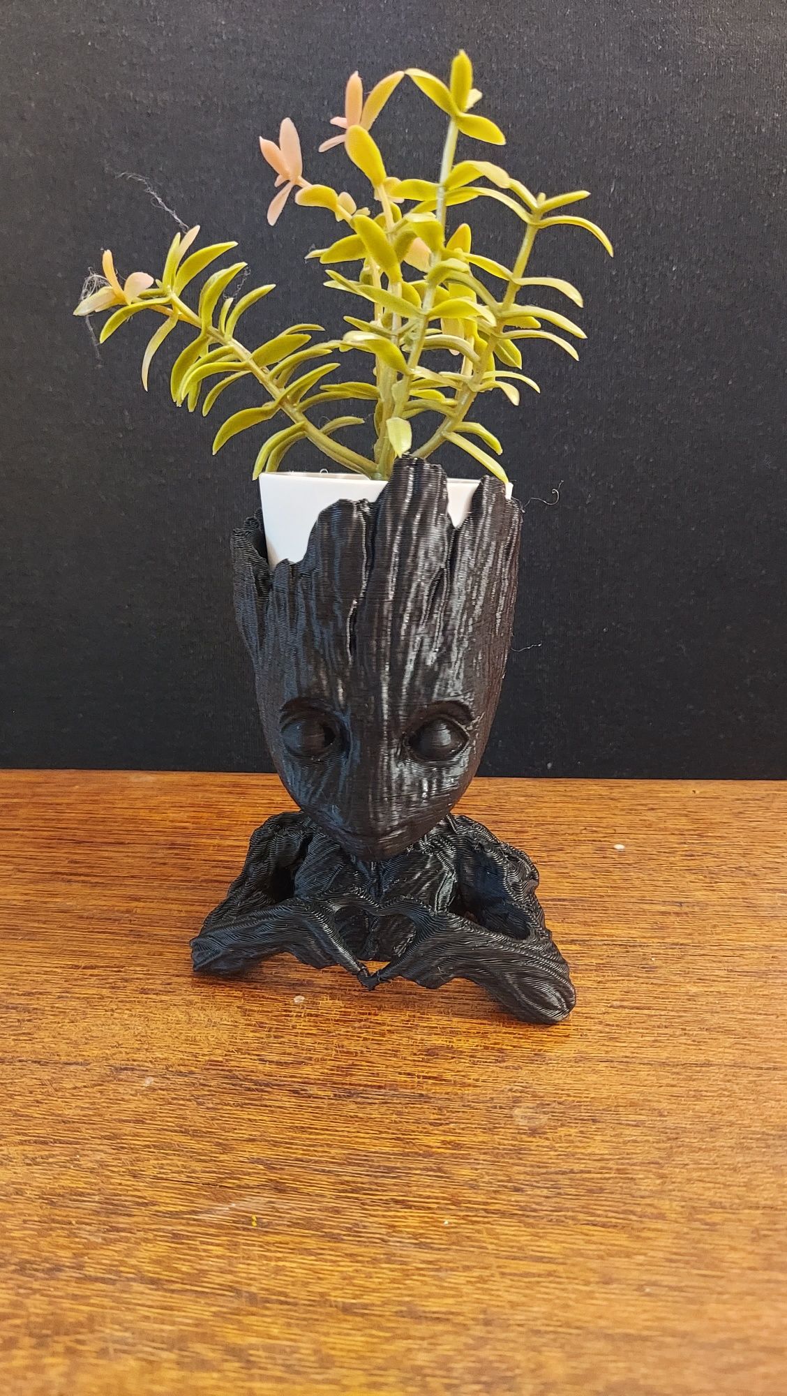 Baby groot - pode servir para vaso