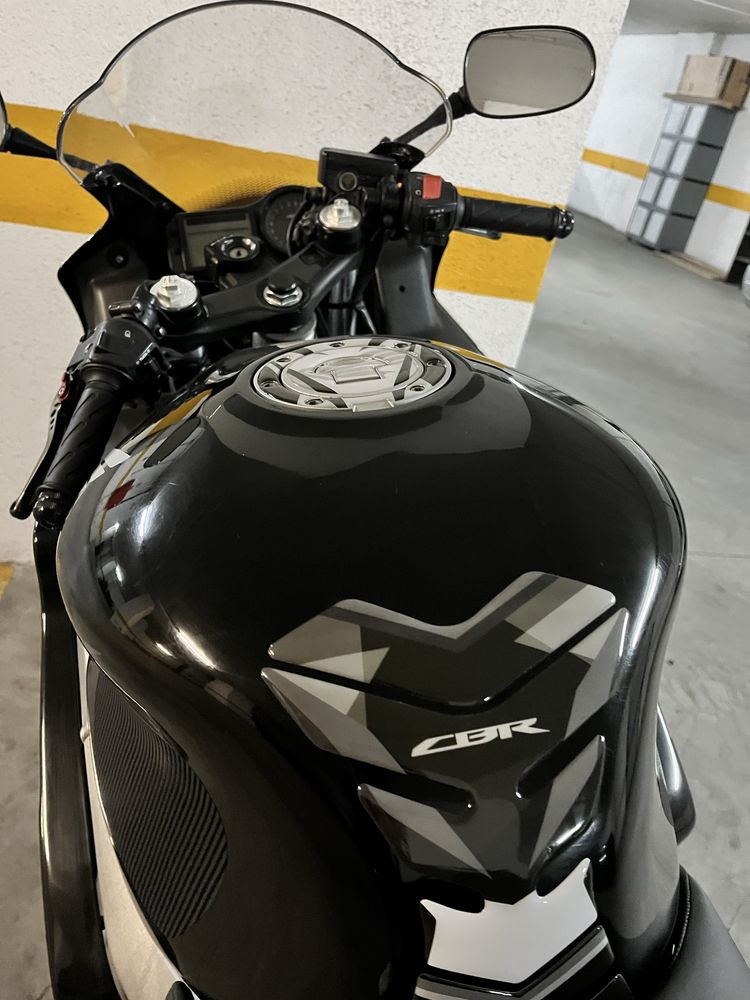Cbr 600 f4 i cbr600