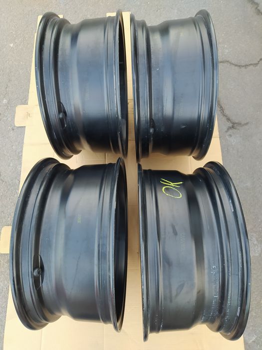 Диски Volkswagen Passat B6 B7 Jetta Touran Caddy Golf SKODA 17(5*112)