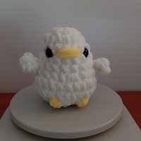 Pato branco de crochet