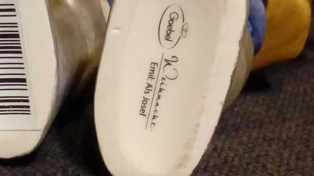 Porcelana,kolekcja,Goebel,figurka,chłopiec