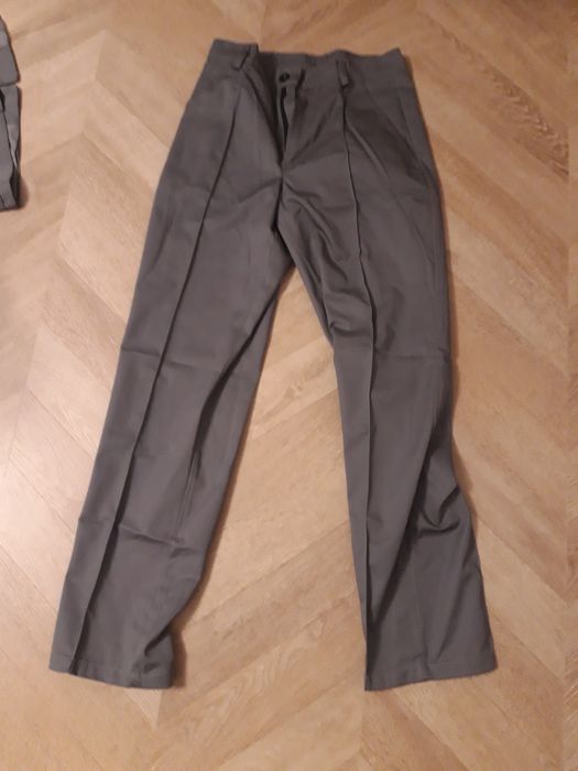 Ubranie robocze, drelich, szare i granatowe