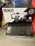 Pila stolowa JCB