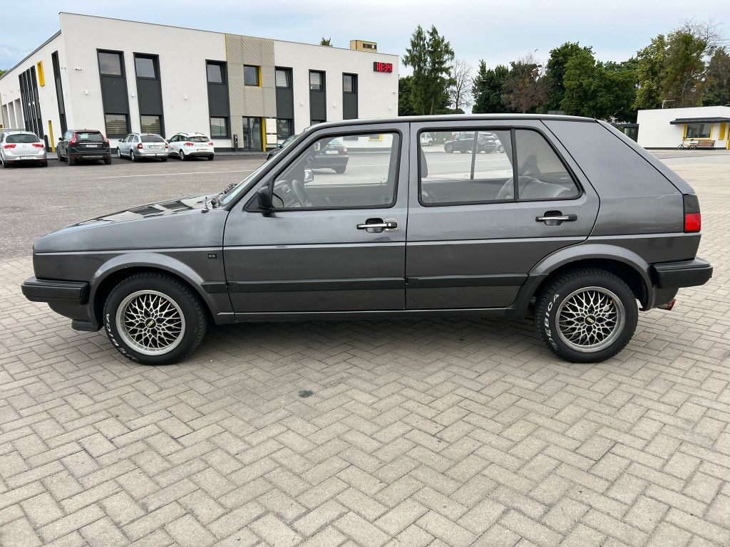 Volkswagen golf II 2  1.6 benzyna mk2 niezardzewiały 1991 sprawny ładn