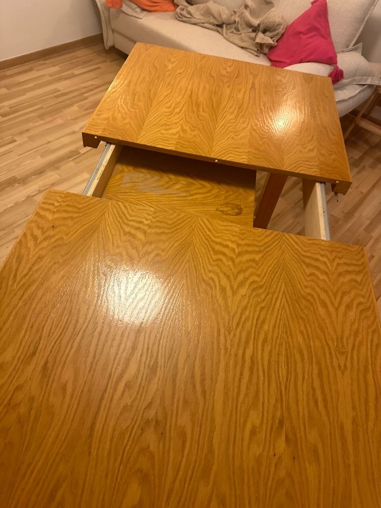 Stół rozkładany lity drewniany lakierowany