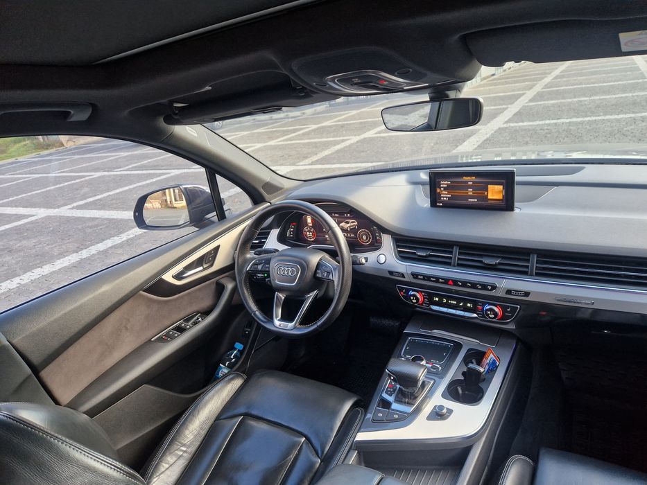 Audi Q7 S-lain 7-містна пневмо