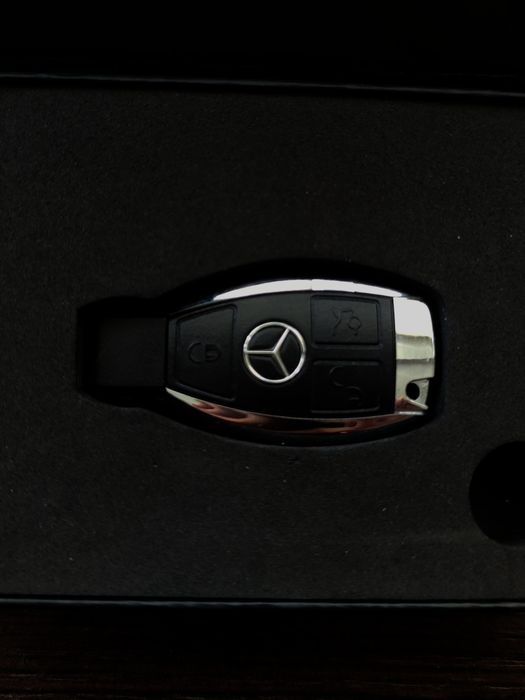 Оригінальна Флешка Mercedes | Вінтаж | 8GB