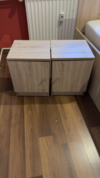 Lozko 165 x 200 i dwie szafki