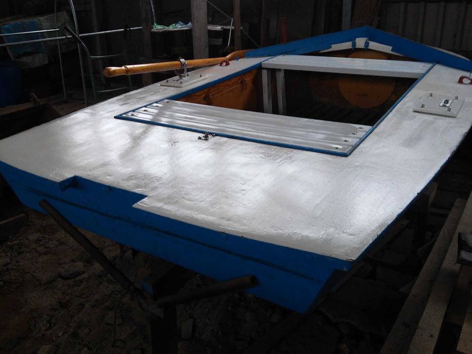 Sprzedam łódź drewnianą