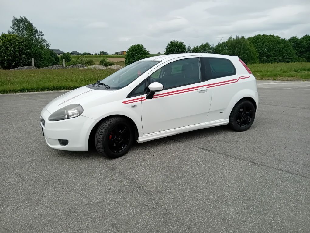 fiat punto sport  1.4 95 km