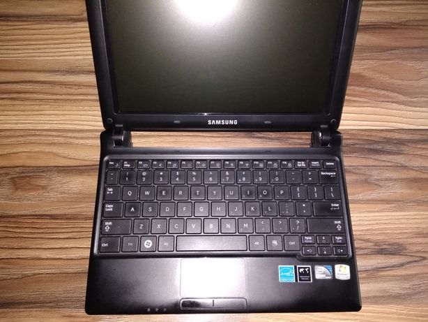 Samsung Netbook N102S-B01