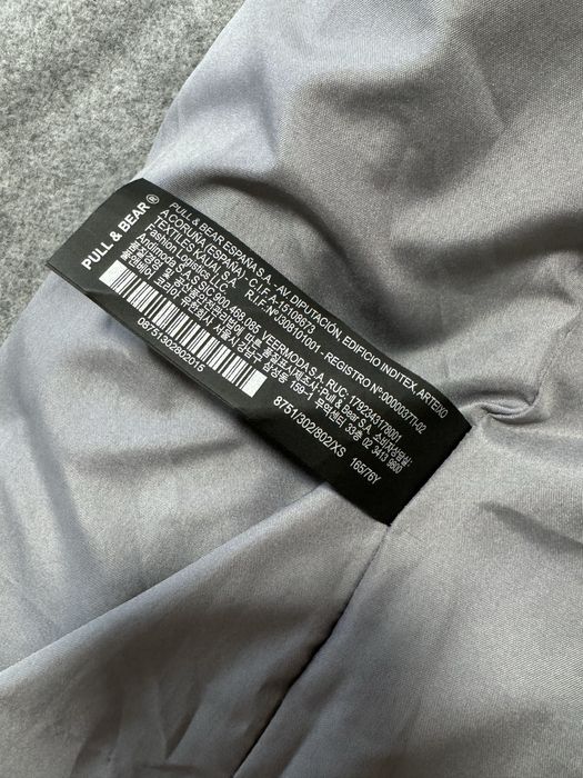 Пальто pull&bear сірого кольору