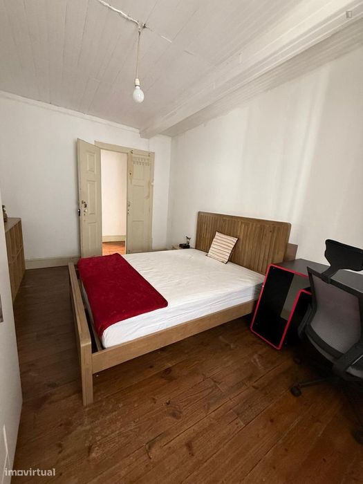 787533 - Quarto encantador num apartamento com...
