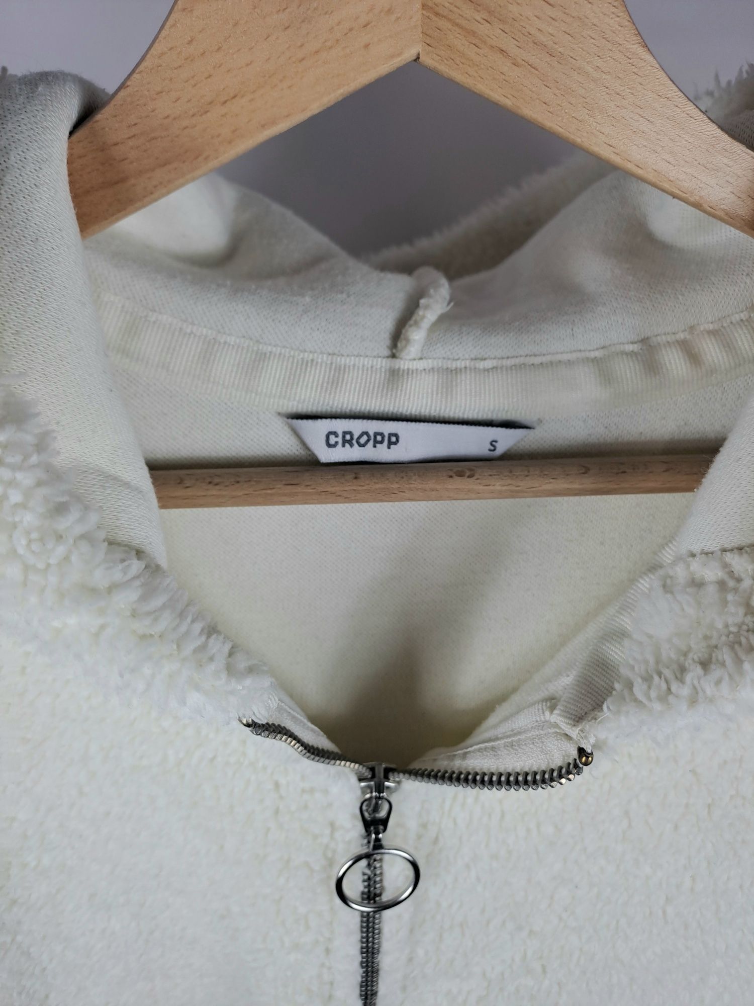 Damska unisex bluza sportowa polar szerpa sherpa Cropp r.S