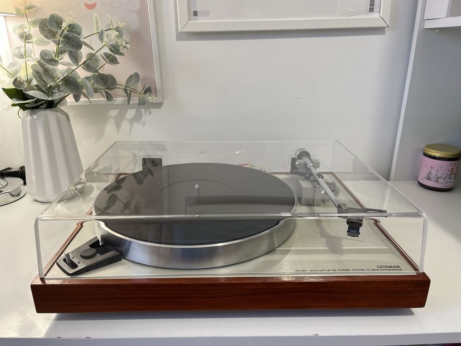 Gramofon Luxman PD 284, serwis, nowa igła, pokrywa i fornir.