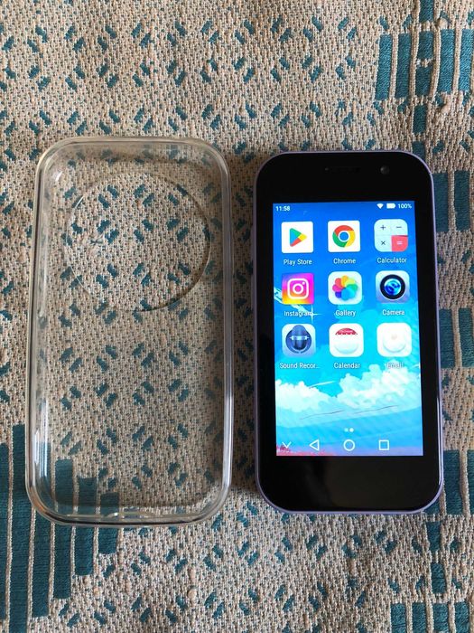 Компактний смартфон Servo, 3 дюйми екран, 4G, 2000mAh 2/16 ГБ. Новий.