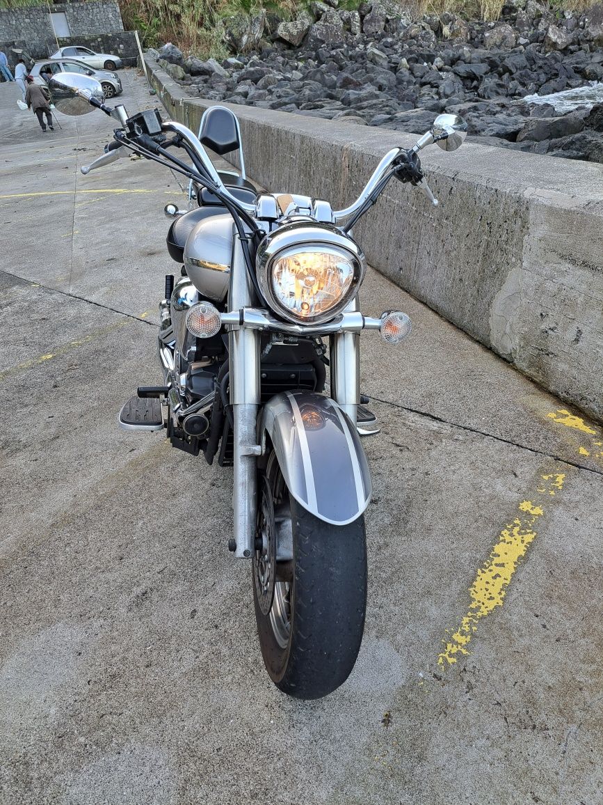 Yamaha xvs midnight star 1300
