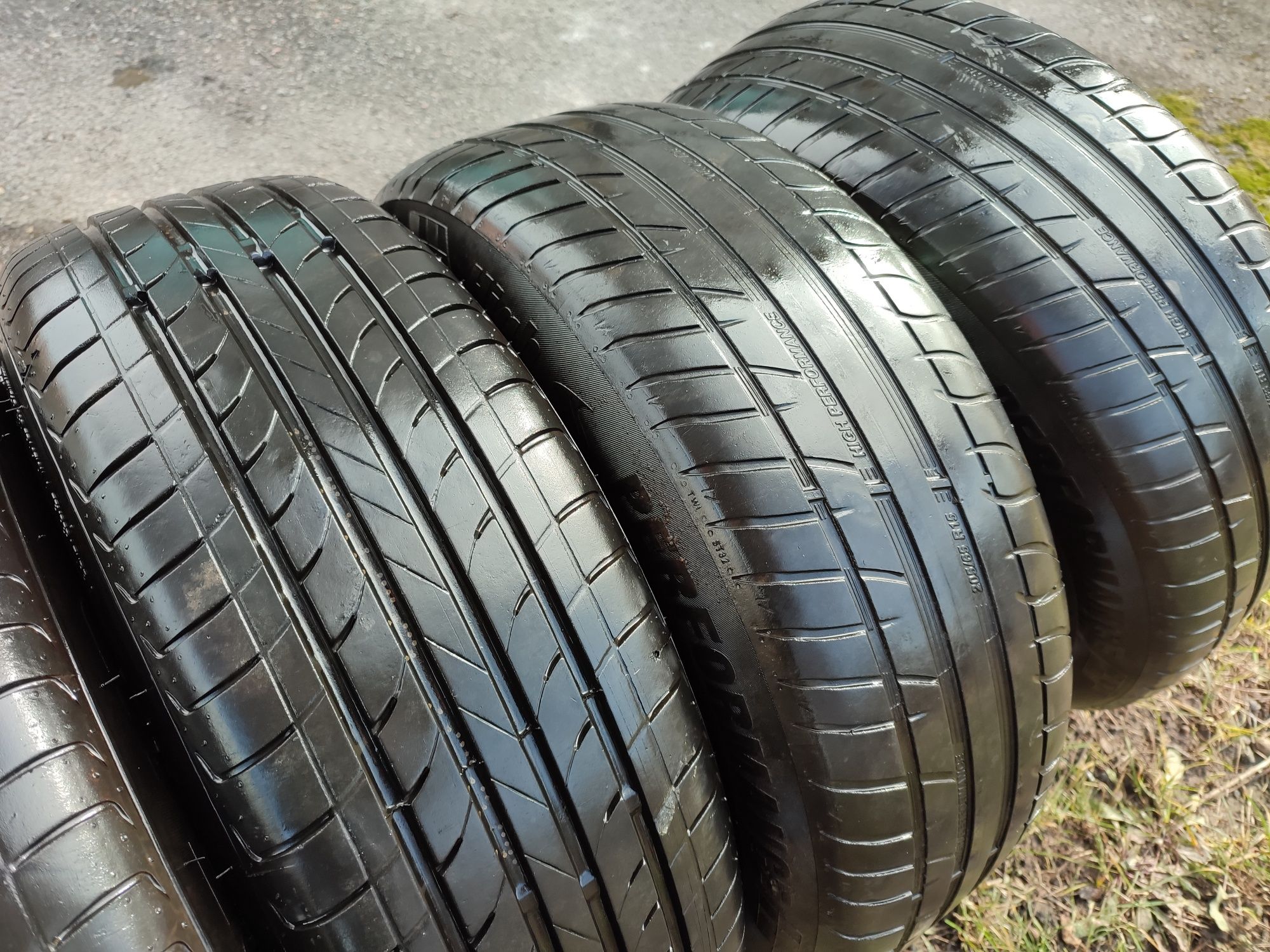 Резина 205/65 R15 з дисками 5*114.3 або окремо