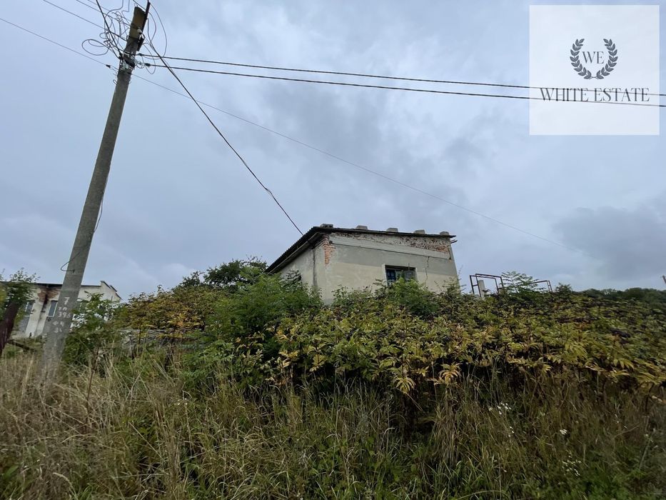 Продаж склад на ділянці 14 соток