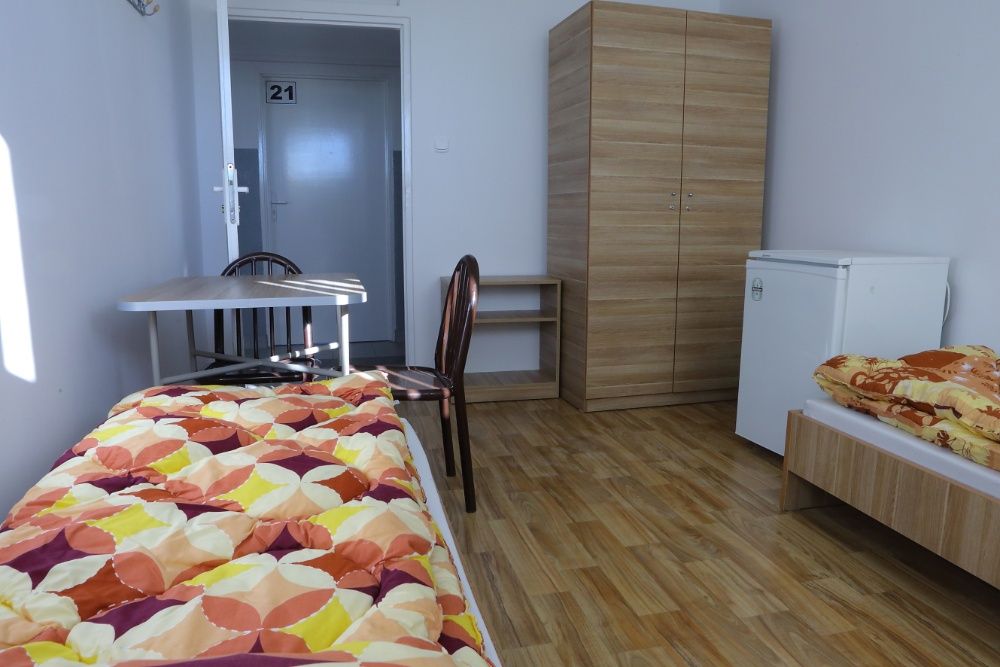 Nocleg kwatera pokój łóżko Warszawa 30zł pracowniczy hostel hotel