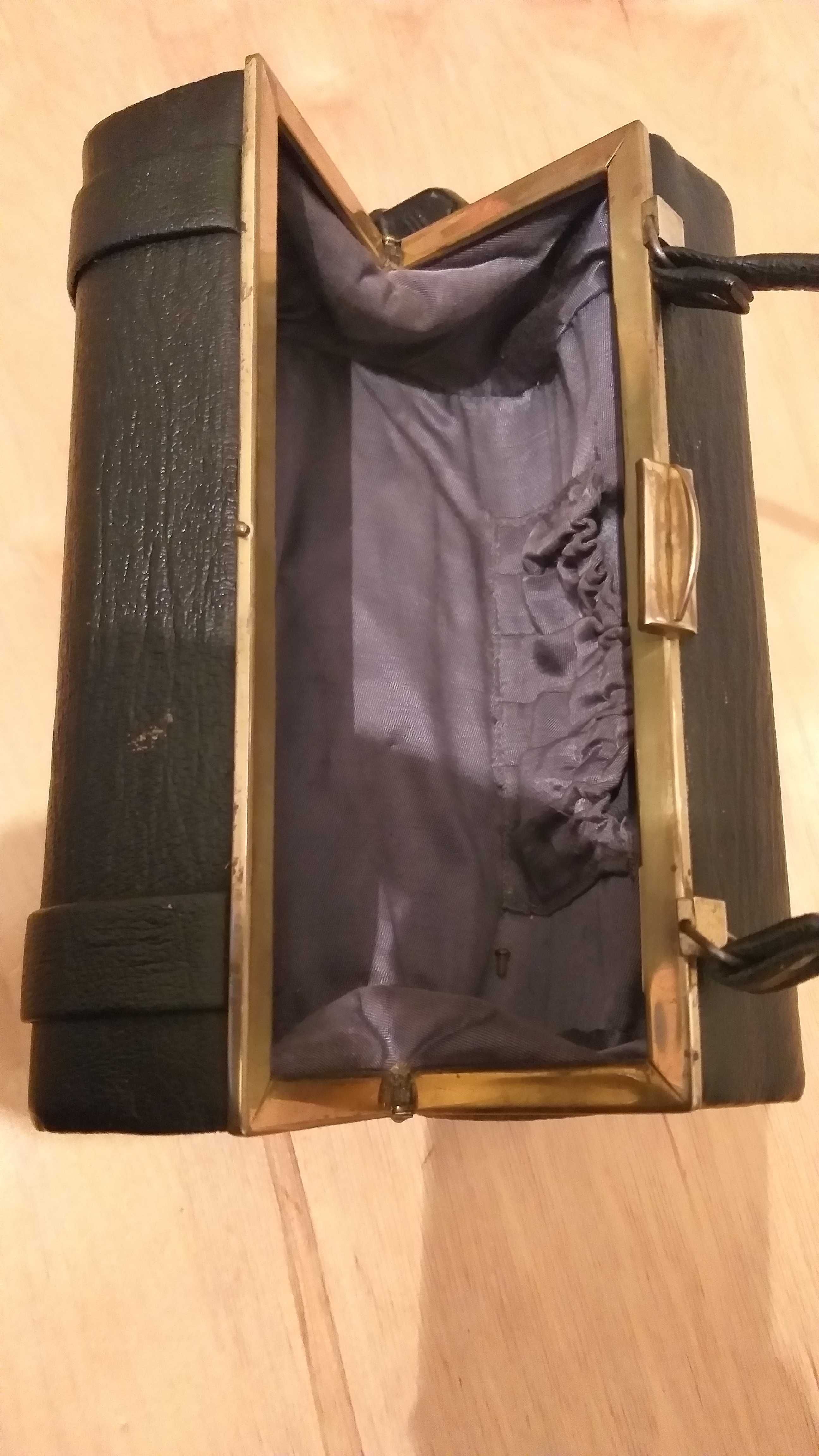 сумочка-сундучок антикварная 1970 год размер 25х11х12 см