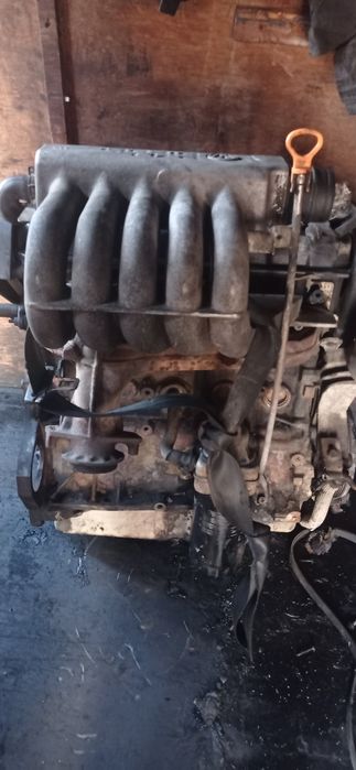 Двигун Фольксваген Т4/2.4D