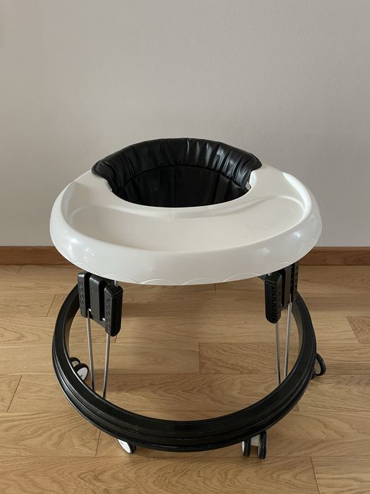 Chodzik dziecięcy z regulacją