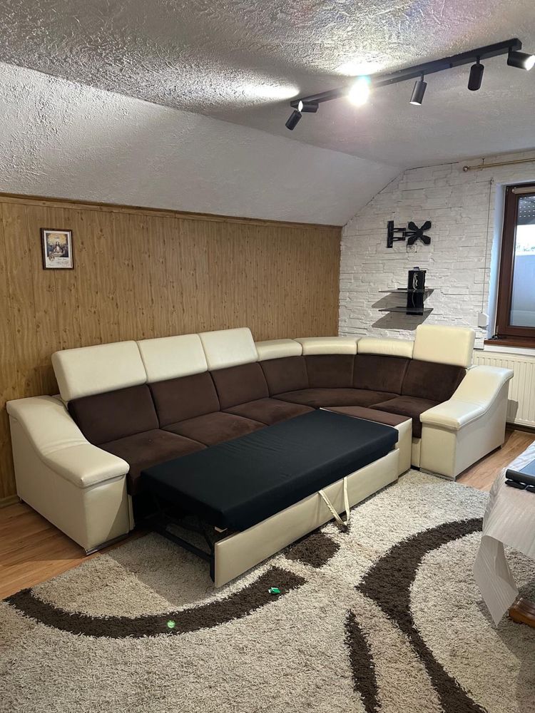 Narożnik z funkcja spania