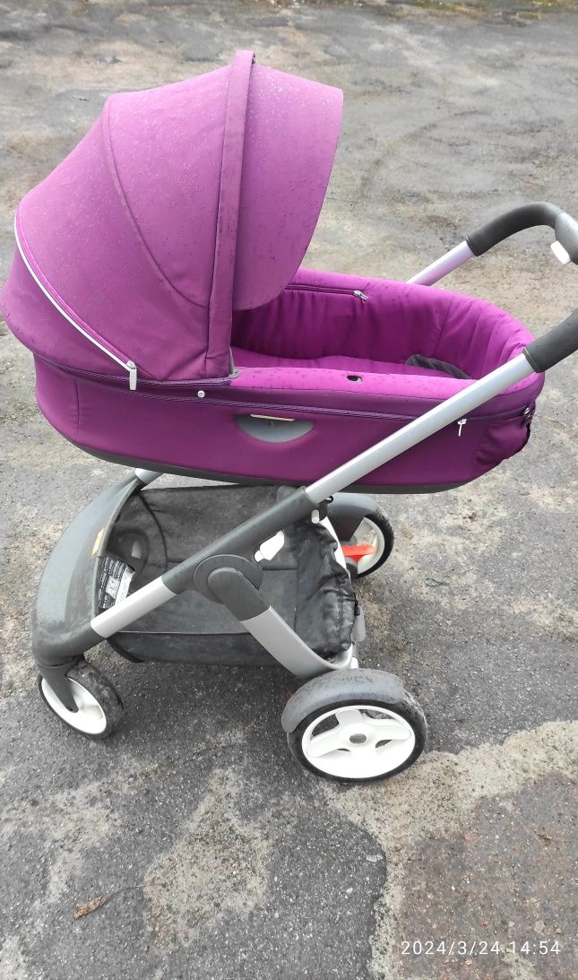 Продам коляску Stokke Cruze