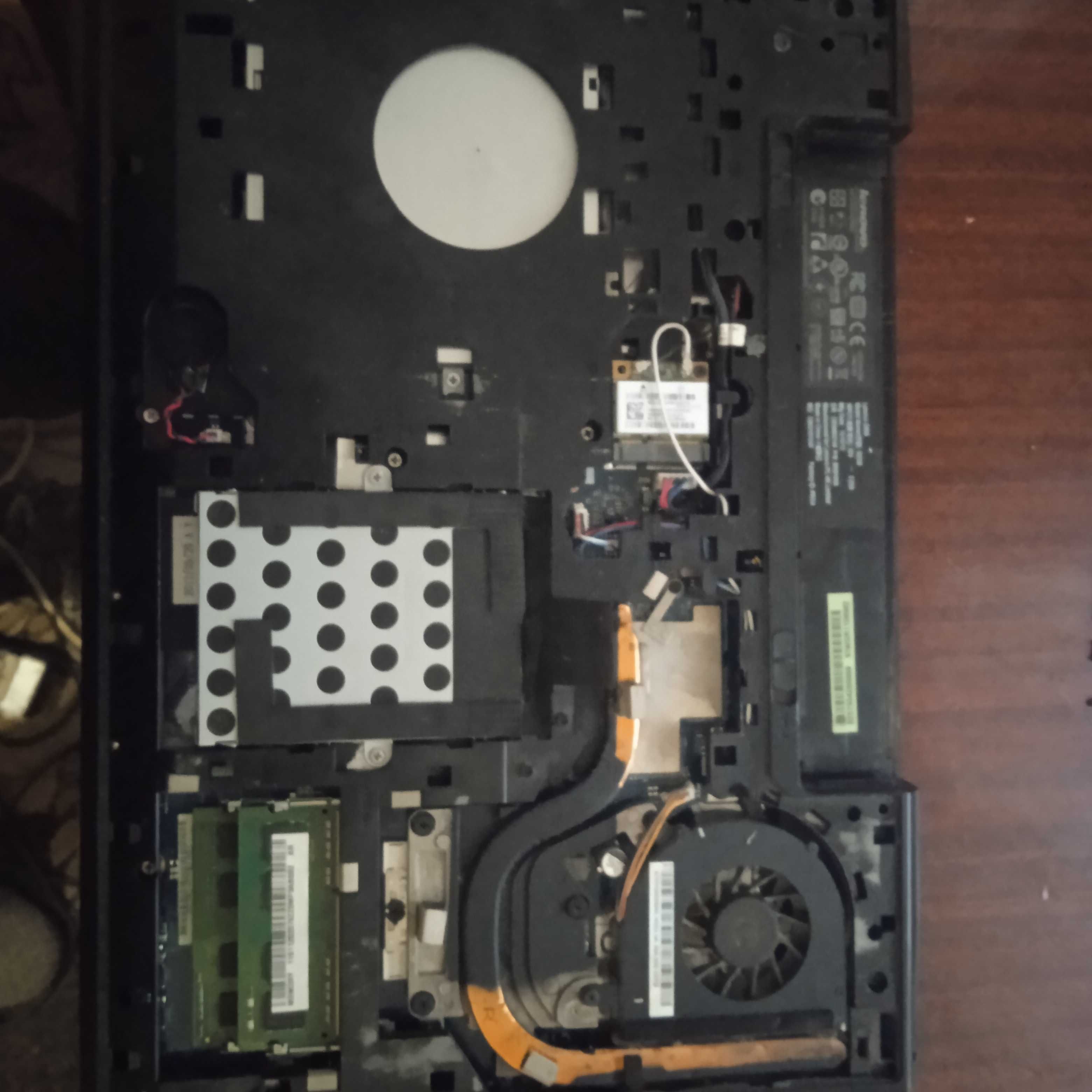 Ноутбук Lenovo G500 на запчастини
