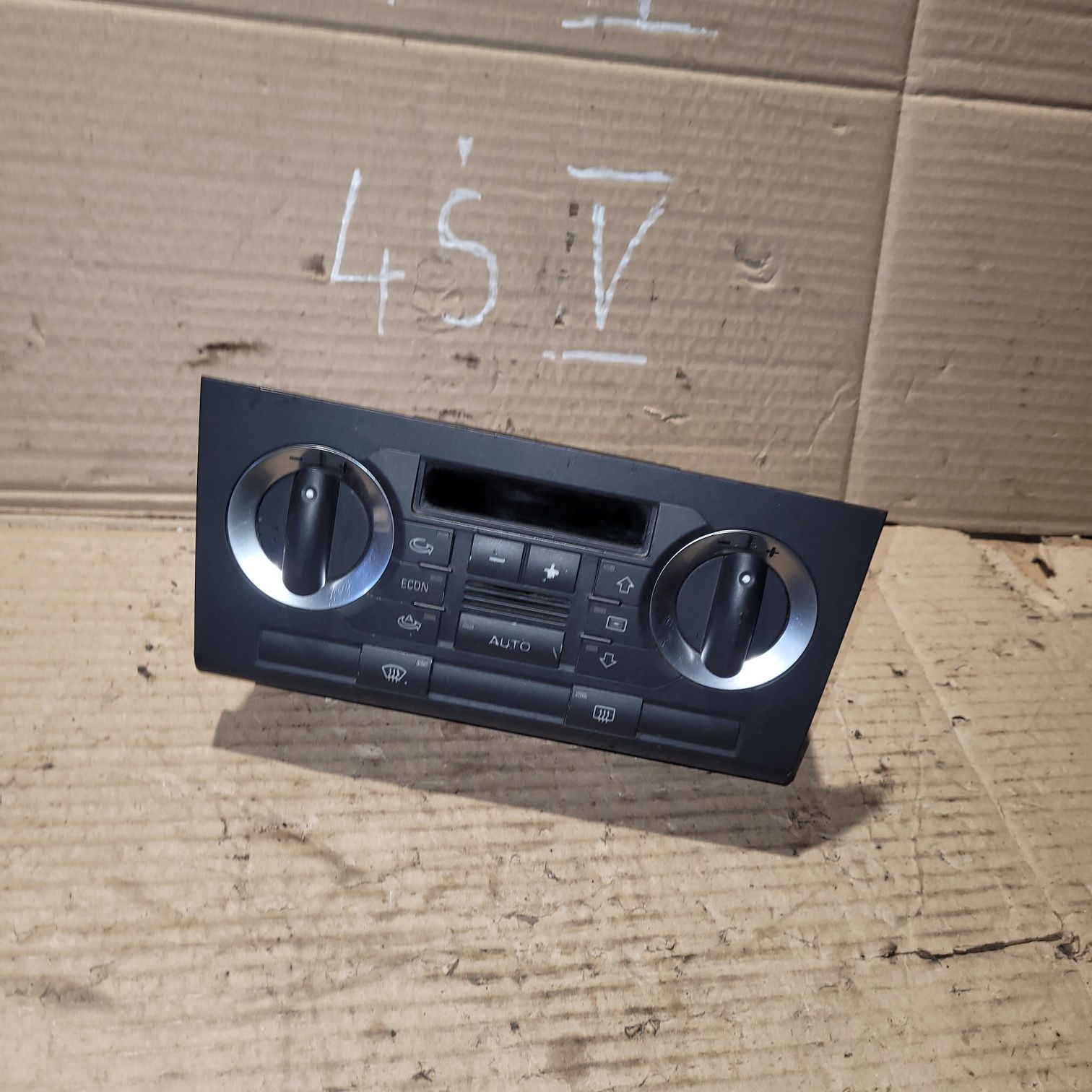 Panel nawiewu klimatyzacji audi a3 8p 2004r