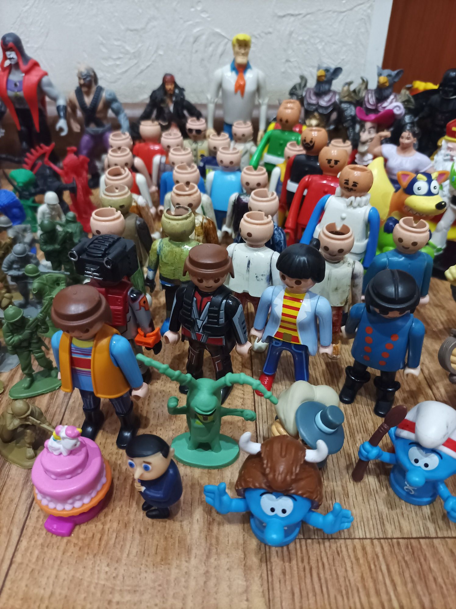 Фигурки, фігурки з кіндерів,Макдональдс,Skylanders,Playmobil, солдатик