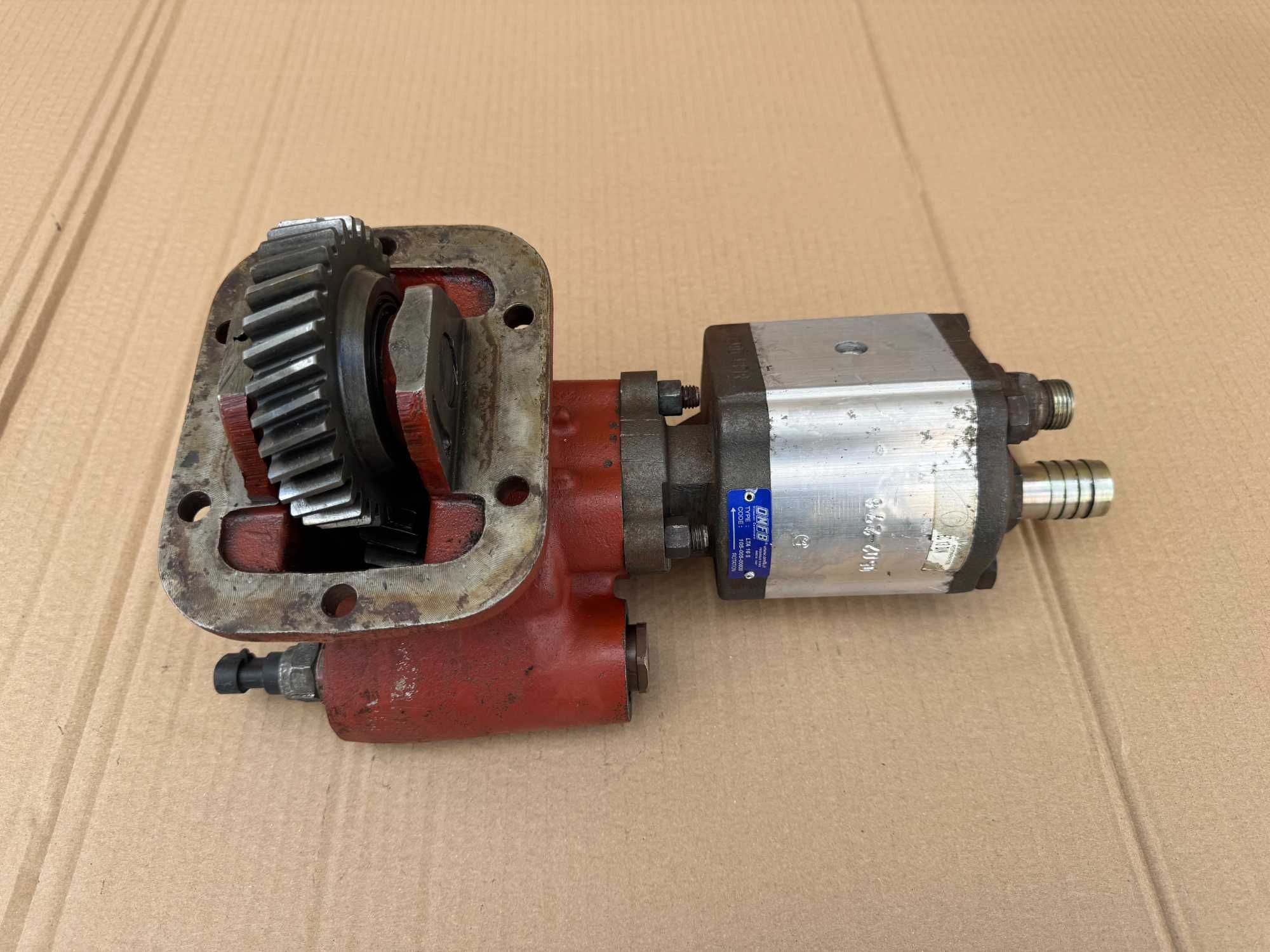 Przystawka Odbioru Mocy PTO + Pompa Oryginalna Isuzu Nissan Mitsubishi
