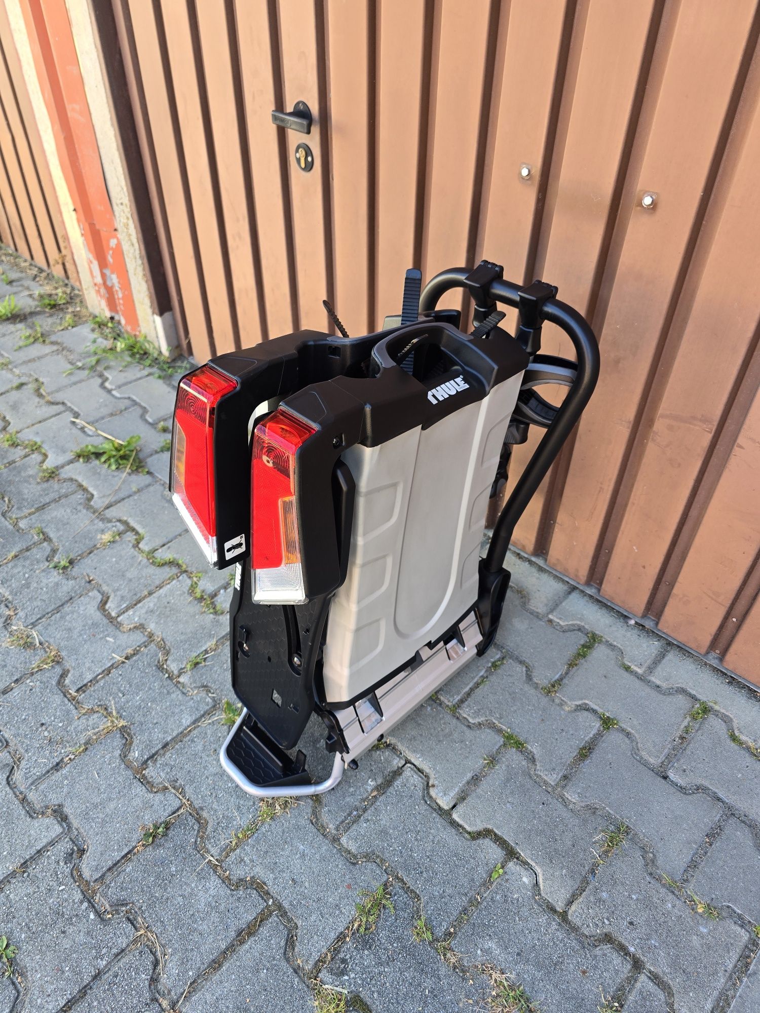 Bagażnik rowerowy na hak THULE Easyfold 931 rowery 2 platforma