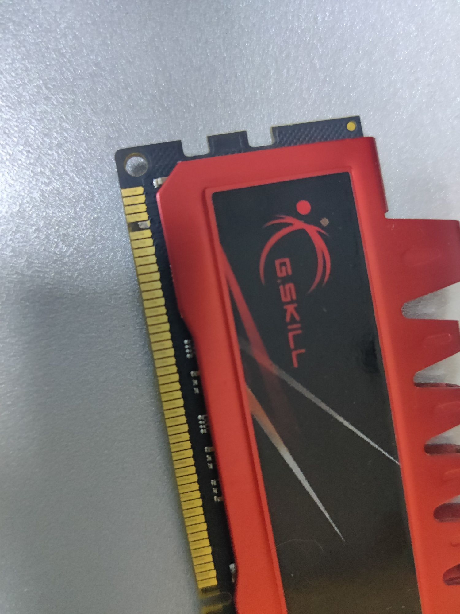 Озу оперативна пам'ять G.Skill ddr3-1600 mhz (4 gb x 1) Уцінка!