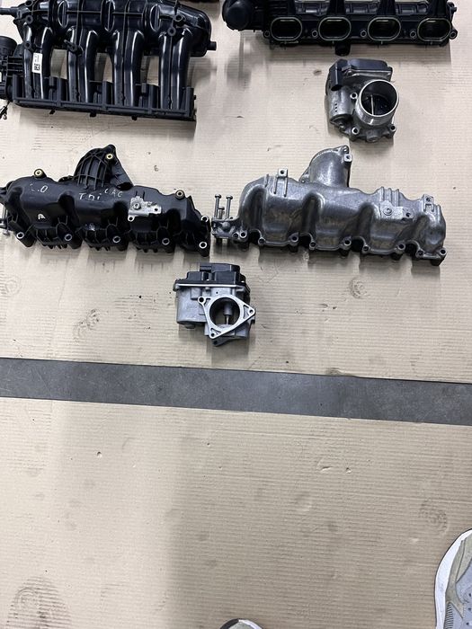 Впускний колектор Впускной колектор Ауді 2.0 TFSI TDI A4 A5 Q5