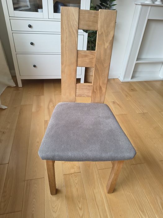 Krzesła drewniane 6 szt.