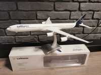 Lufthansa Airbus A340-600 w skali 1:200