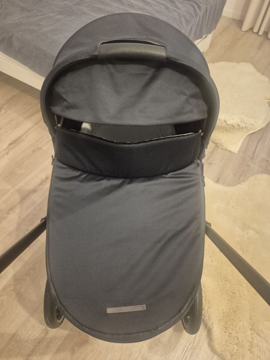 Gondola LUX Cybex Priam 2.0 Stardust Black Plus