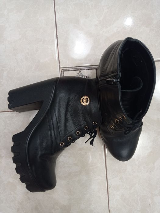 Черевики 39р. Шкіра