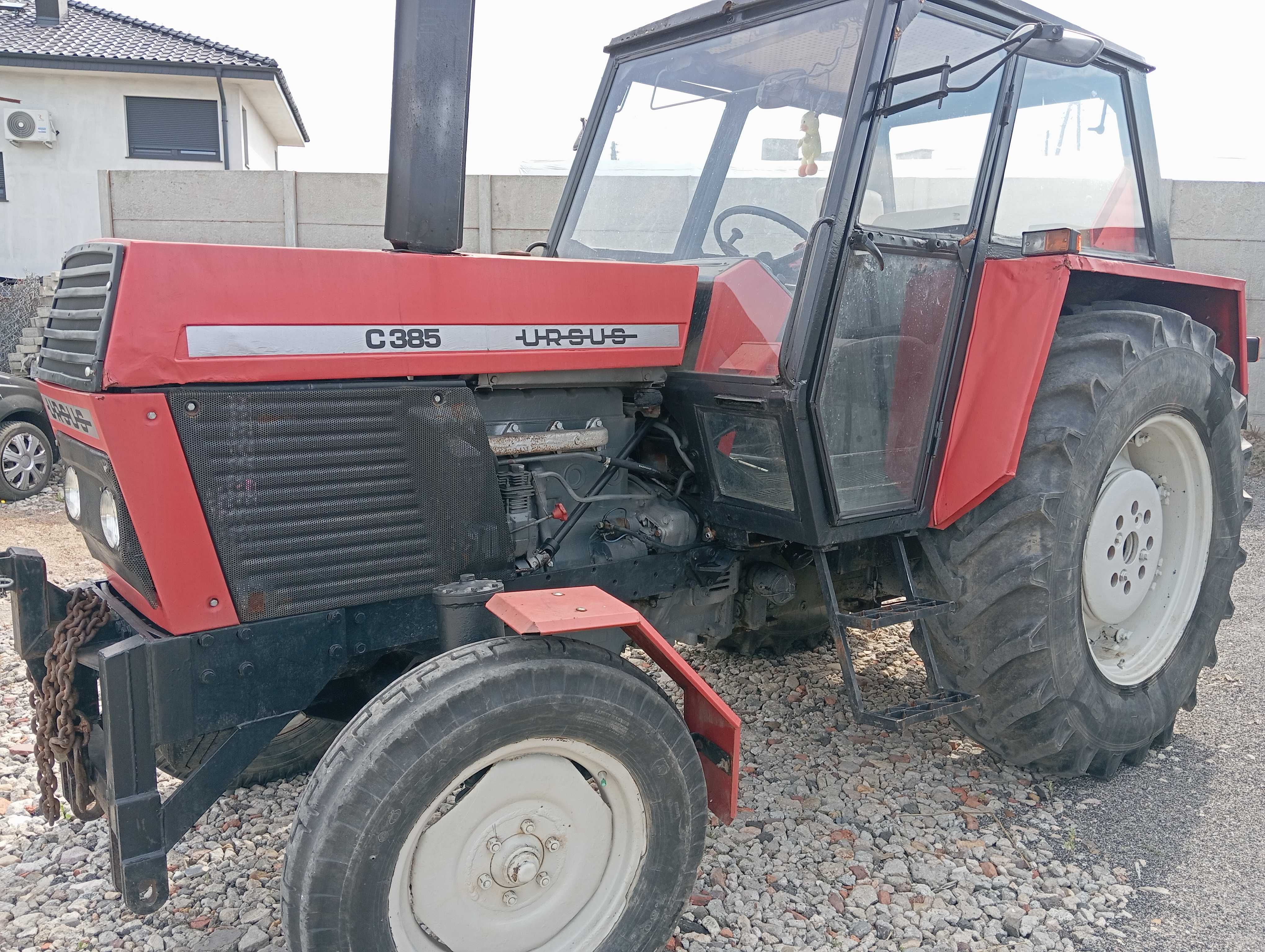 Ciągnik rolniczy Ursus C-385